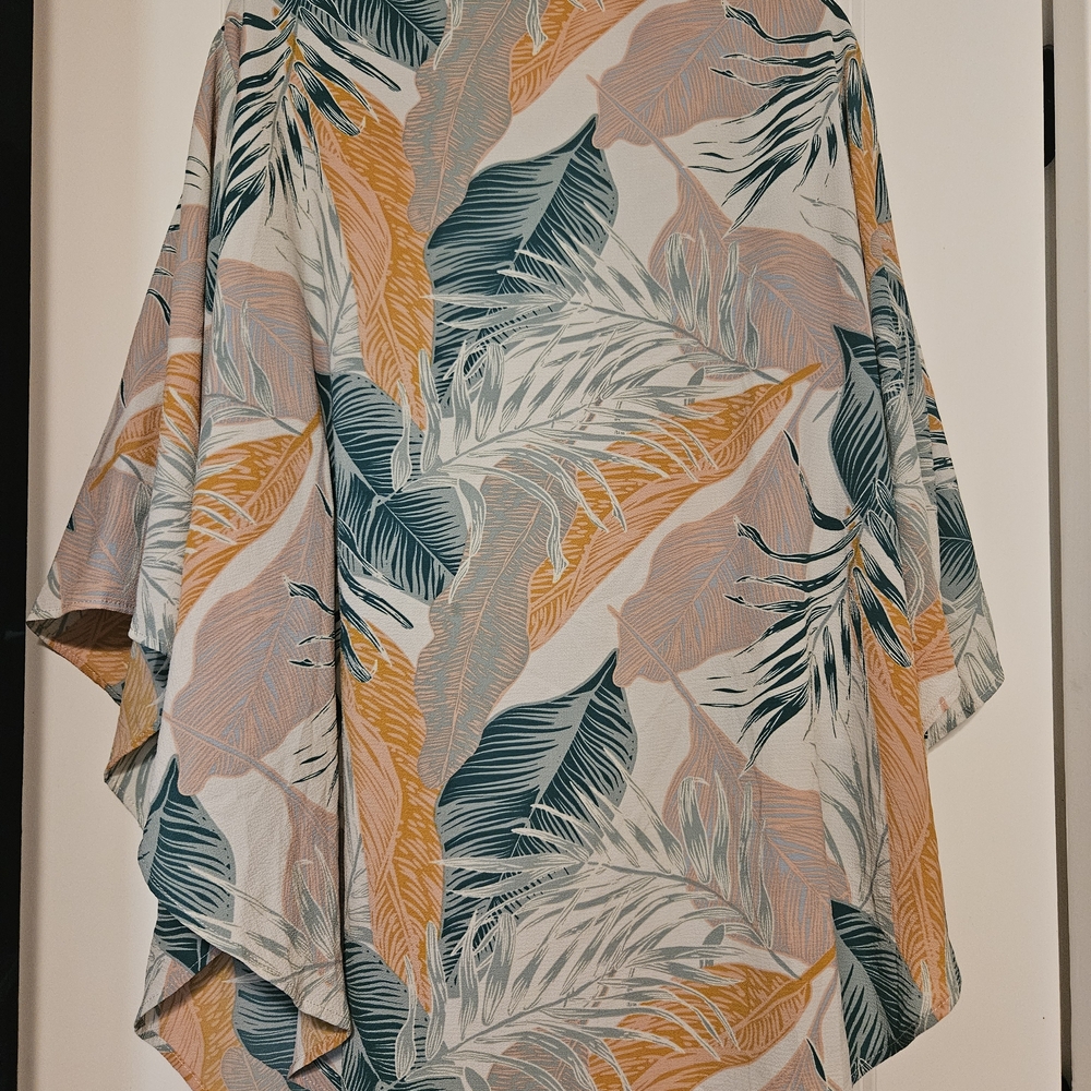 Adora Multicolor Leaf Pattern Fabric - image 2